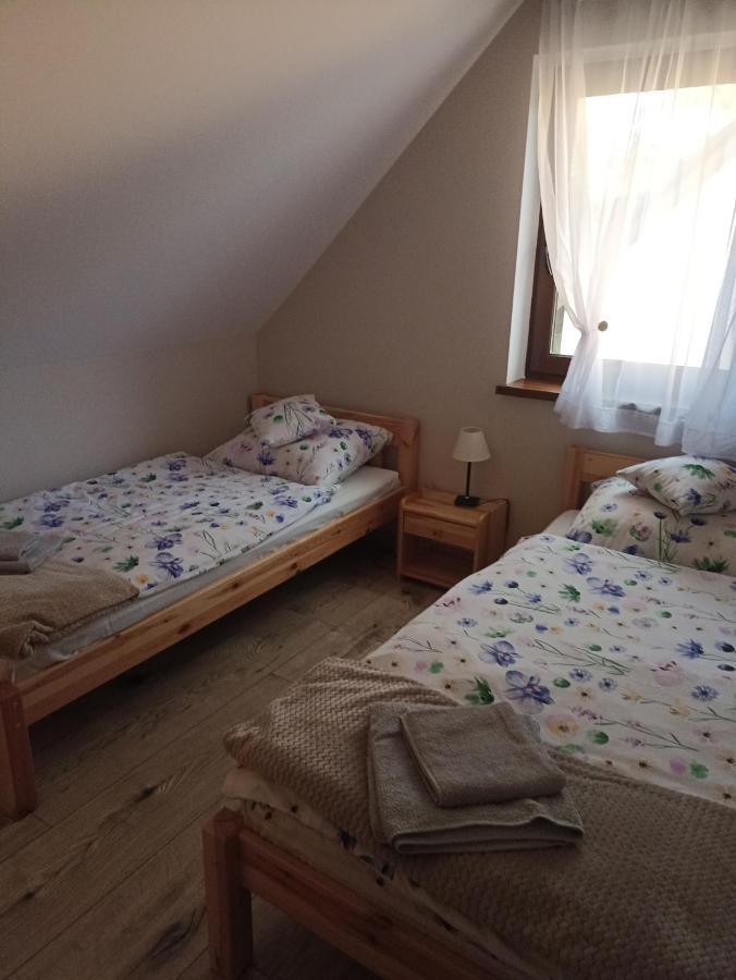4Domki Krosnice Buitenkant foto