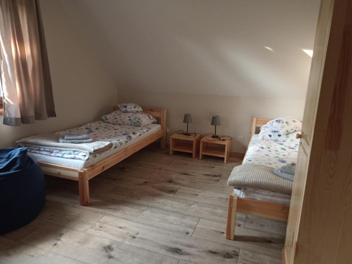 4Domki Krosnice Buitenkant foto