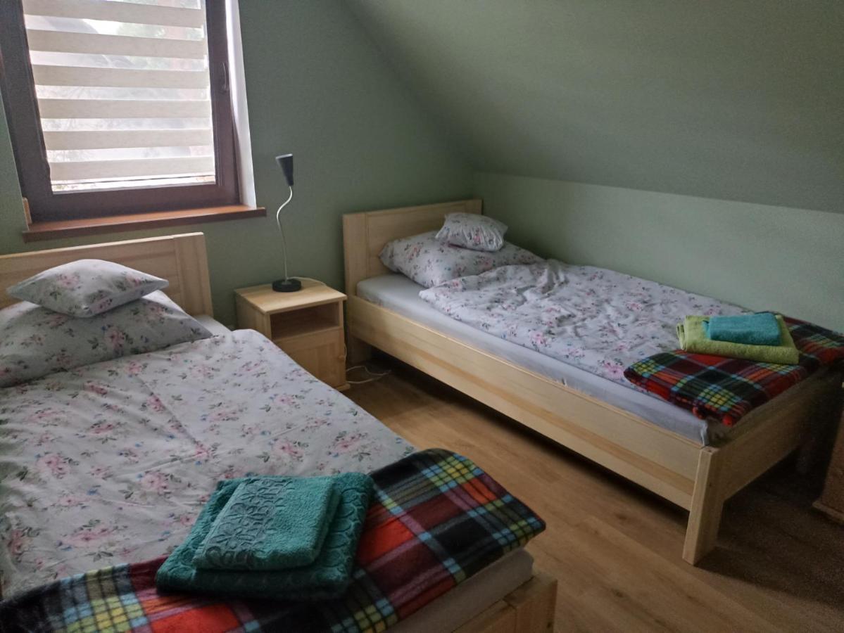 4Domki Krosnice Buitenkant foto